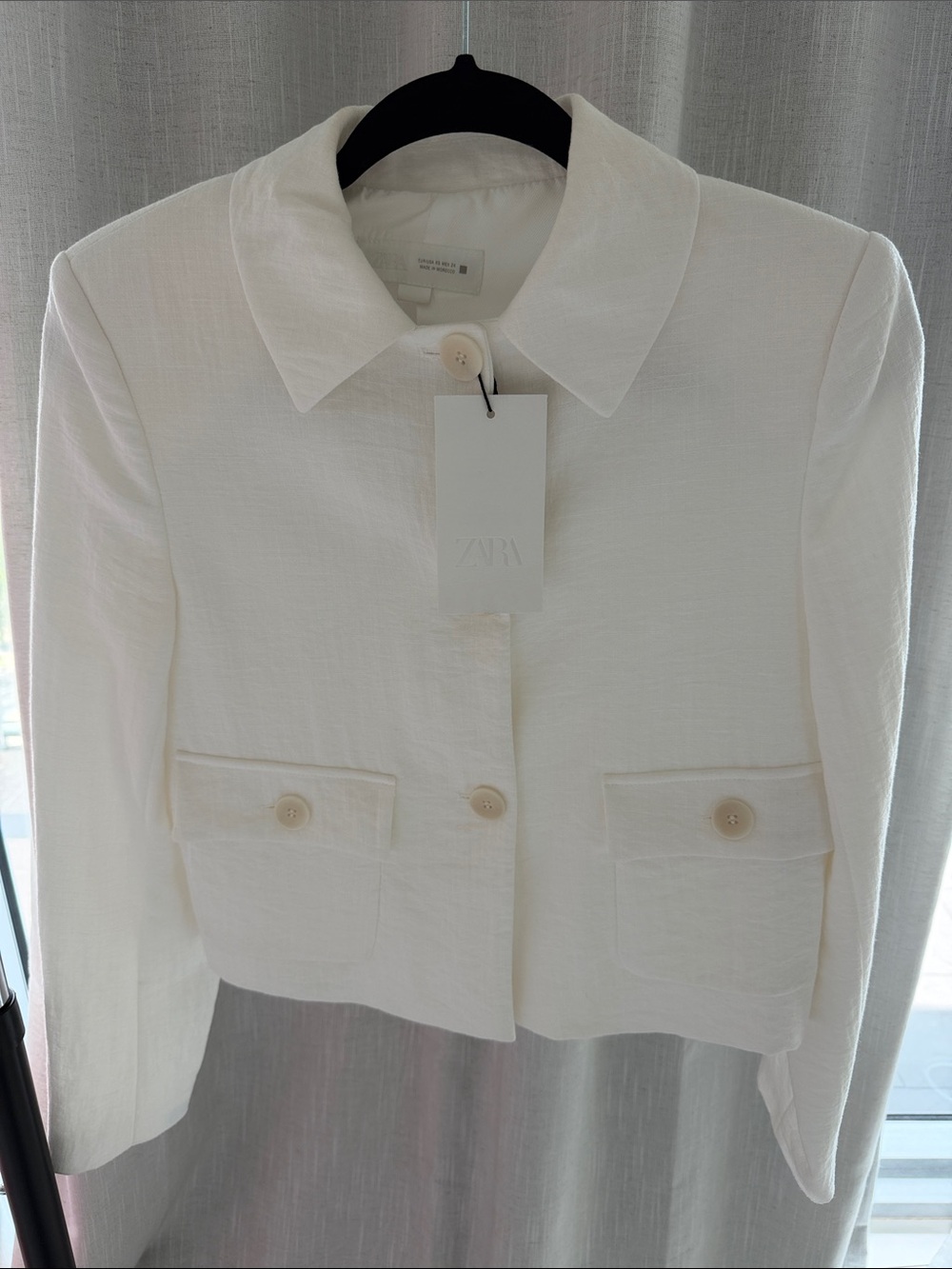 Zara Cream Cropped Button-Front Jacket